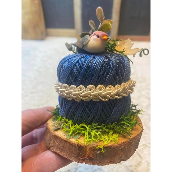 Decorative French Blue Crochet Thread Bird & Leaf Accents French Farm House - Picture 1 of 4